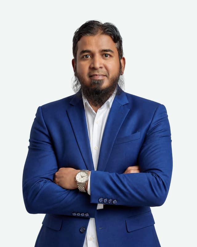 CA Muneer Ahmed, Founding Partner